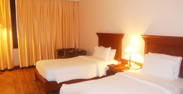 The Royal Plaza Gangtok Hotel Bagian luar foto