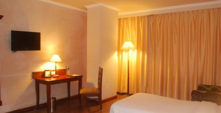 The Royal Plaza Gangtok Hotel Bagian luar foto