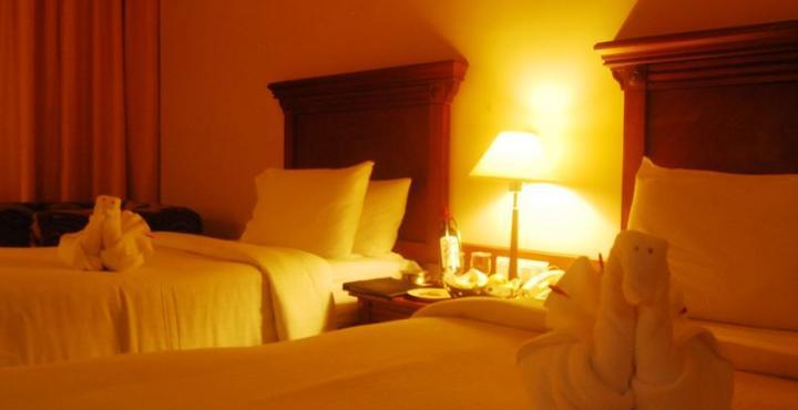 The Royal Plaza Gangtok Hotel Bagian luar foto
