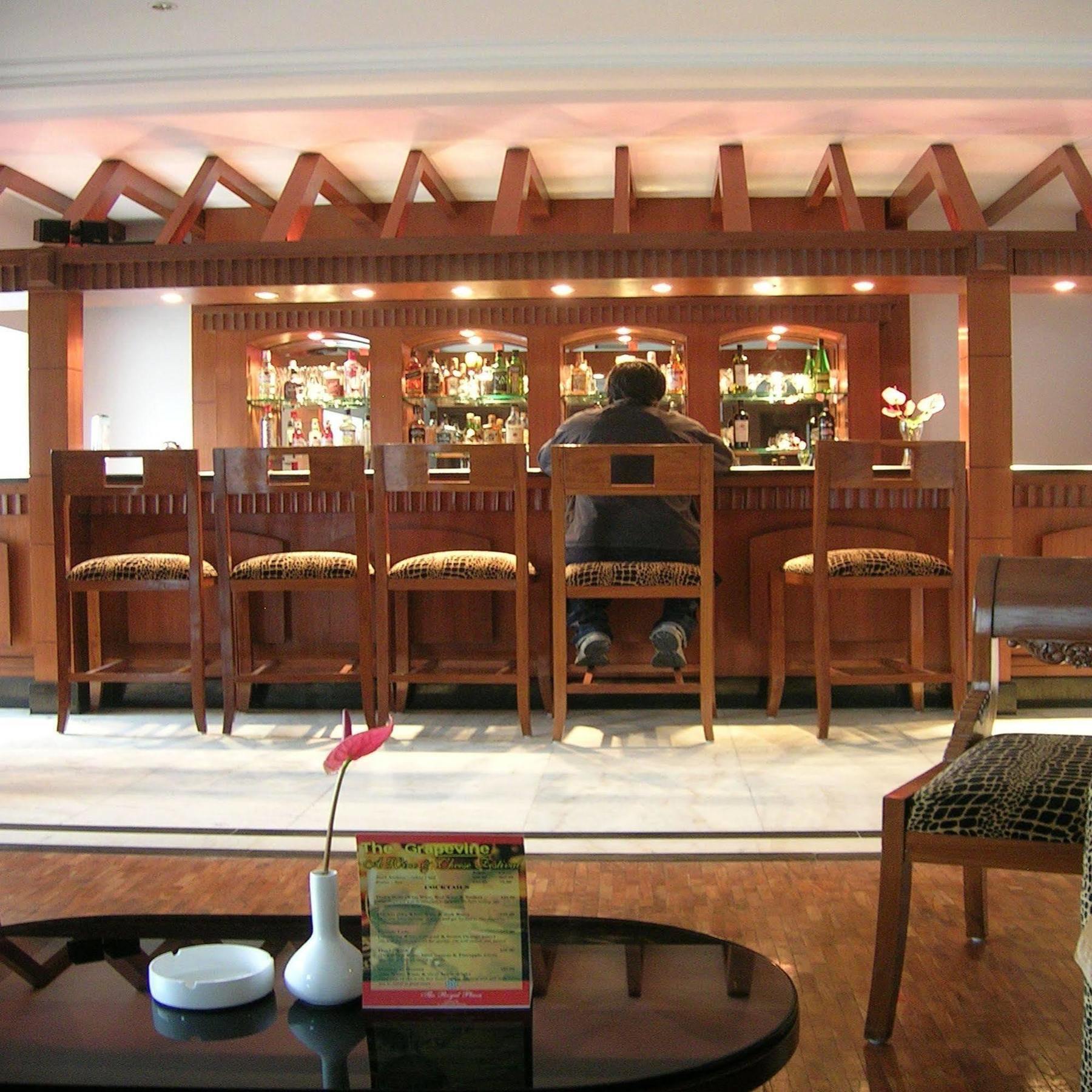 The Royal Plaza Gangtok Hotel Bagian luar foto