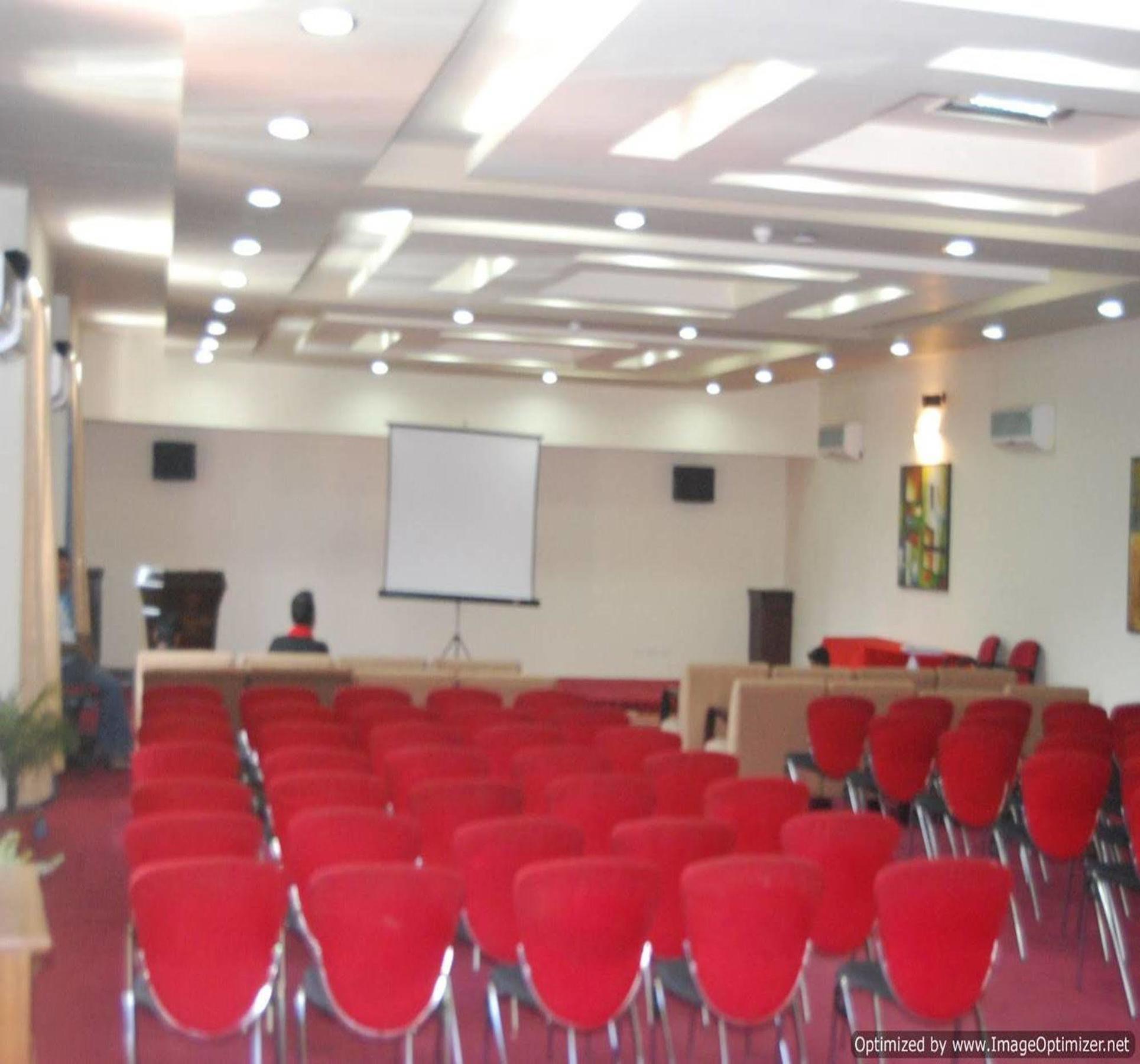The Royal Plaza Gangtok Hotel Bagian luar foto